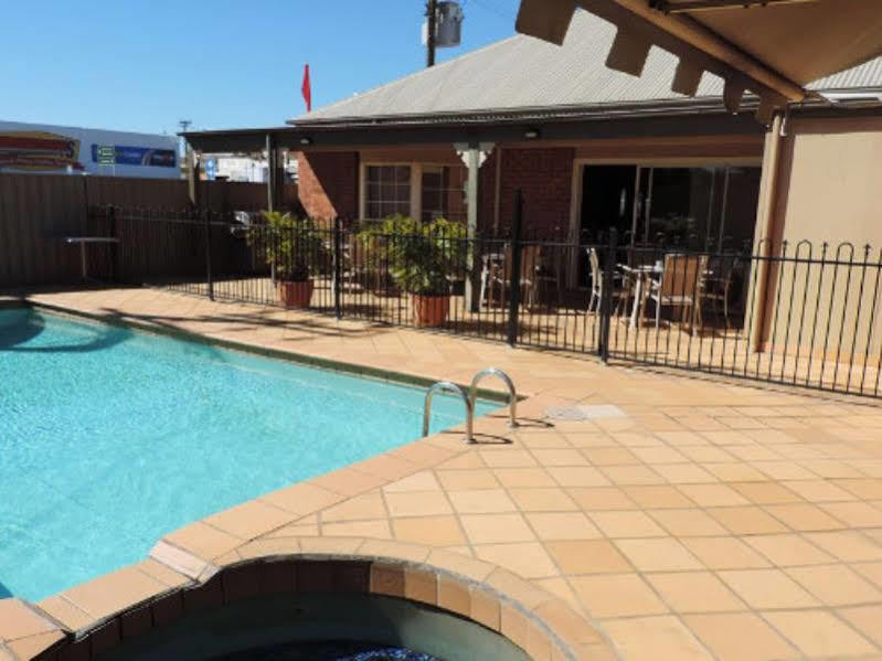 Burke & Wills Mt Isa Motell Mount Isa Exteriör bild